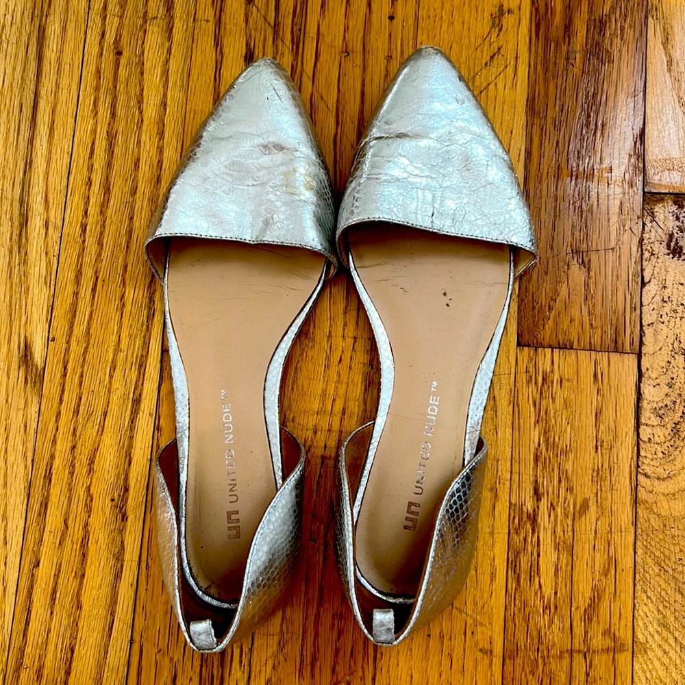 United Nude Silver Flats size 38